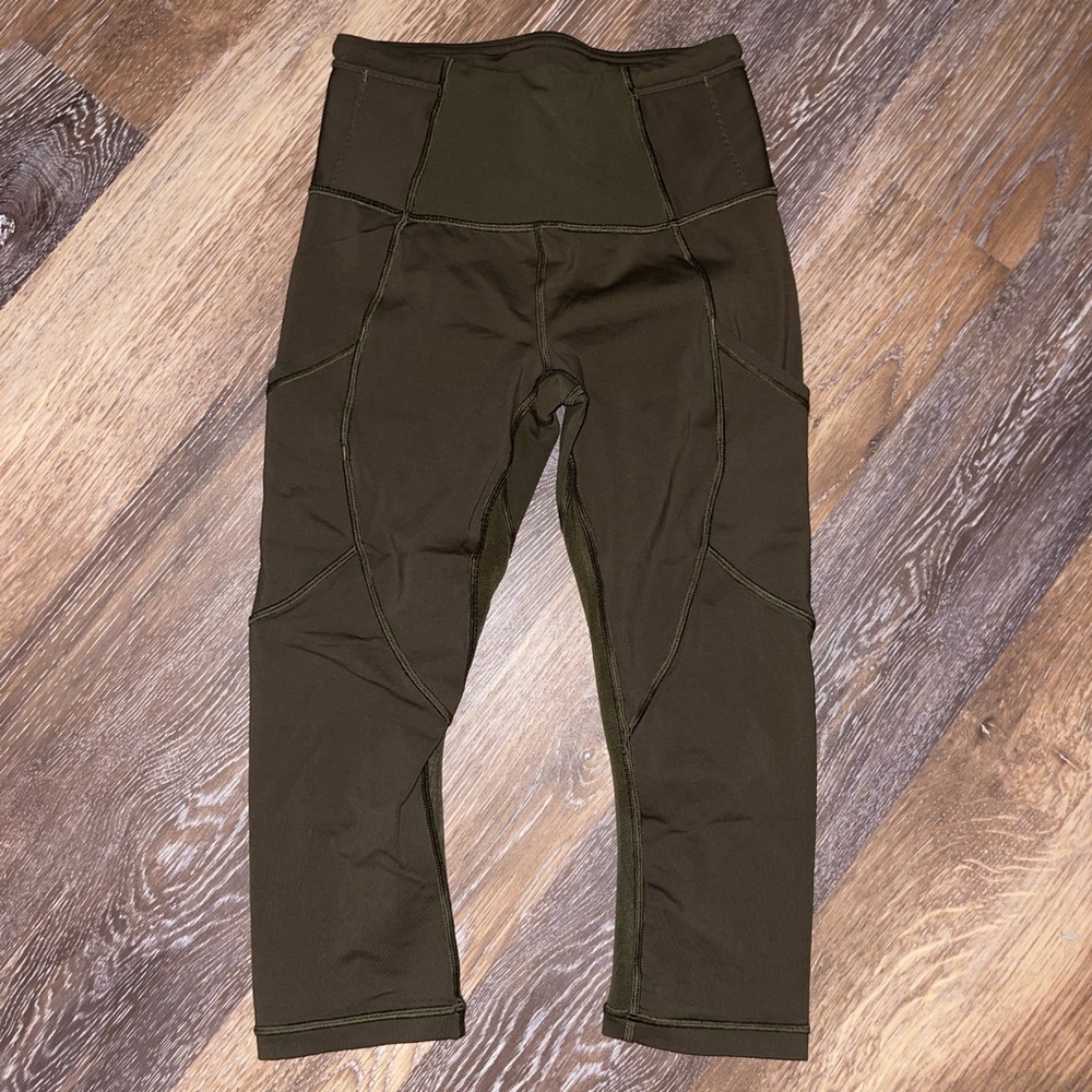 Lululemon Athletica Olive Green 23” Cropped Leggings with Pockets + Mesh Detail - Picture 1 of 6
